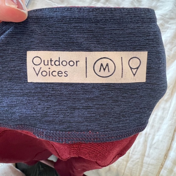 Outdoor Voices Blue/Red Leggings - Picture 4 of 4